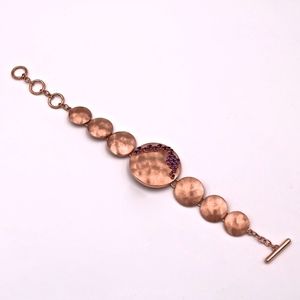 A&M Rose Gold Metal Circle bracelet w/Amethyst